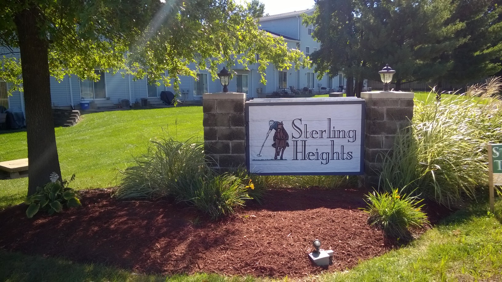 Sterling Heights Apartments The Wellington Group Saint Louis